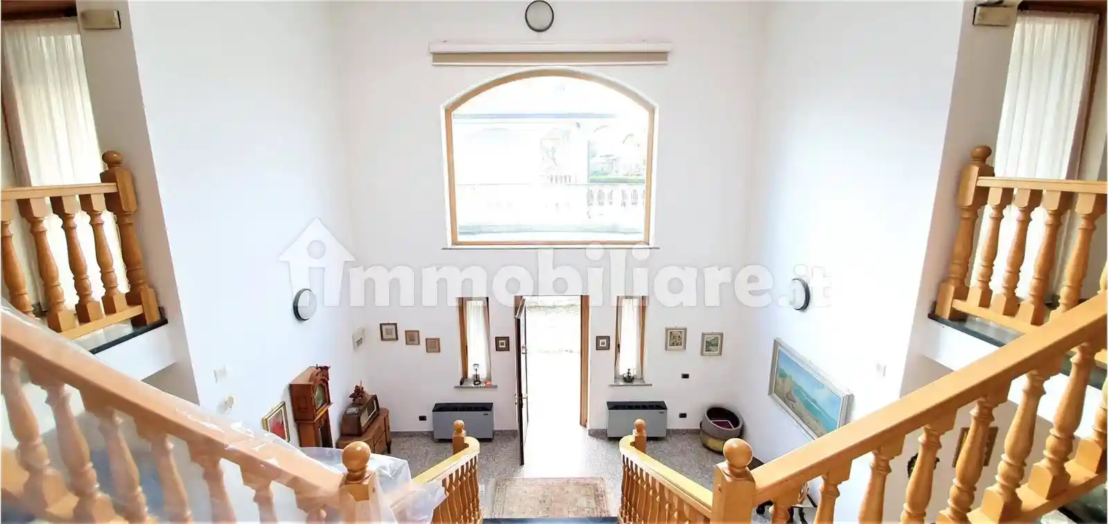 Villa in vendita a Divignano