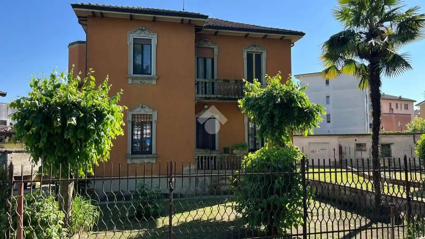 Villa in vendita a Lodi