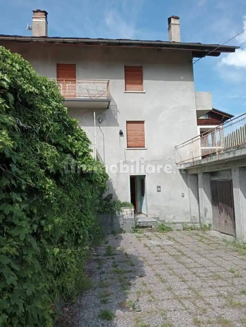 Appartamento in vendita a Gressan