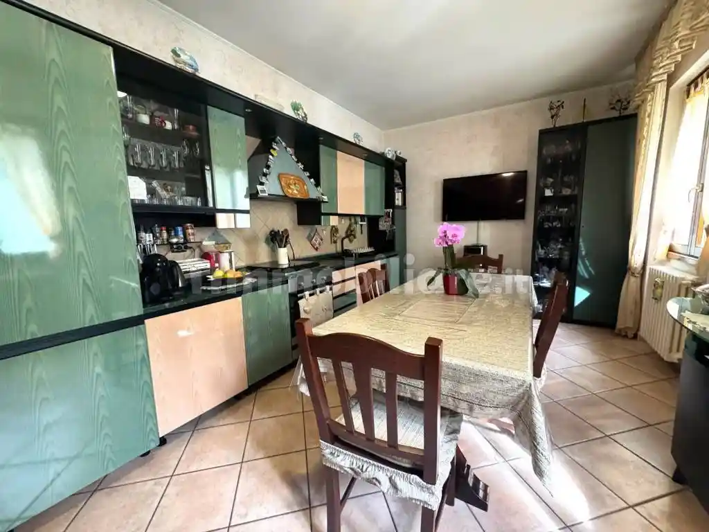 Appartamento in vendita a Varzi