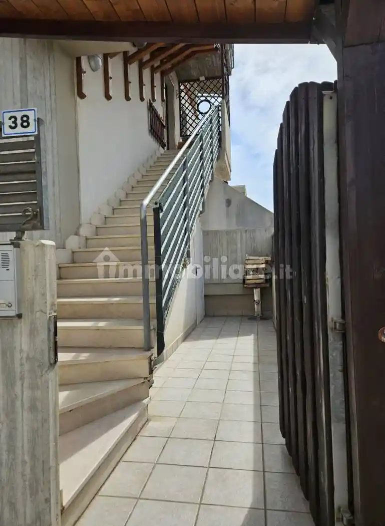 Palazzo - Edificio in Vendita - foto 2