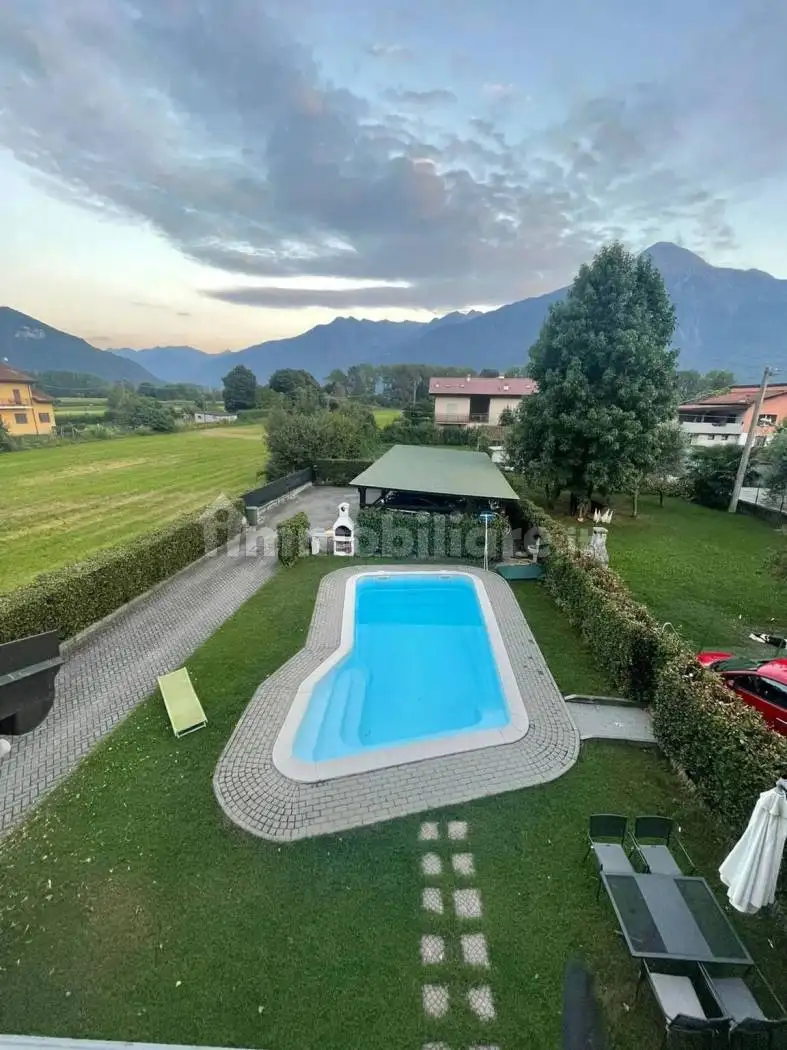 Appartamento in vendita a Sorico