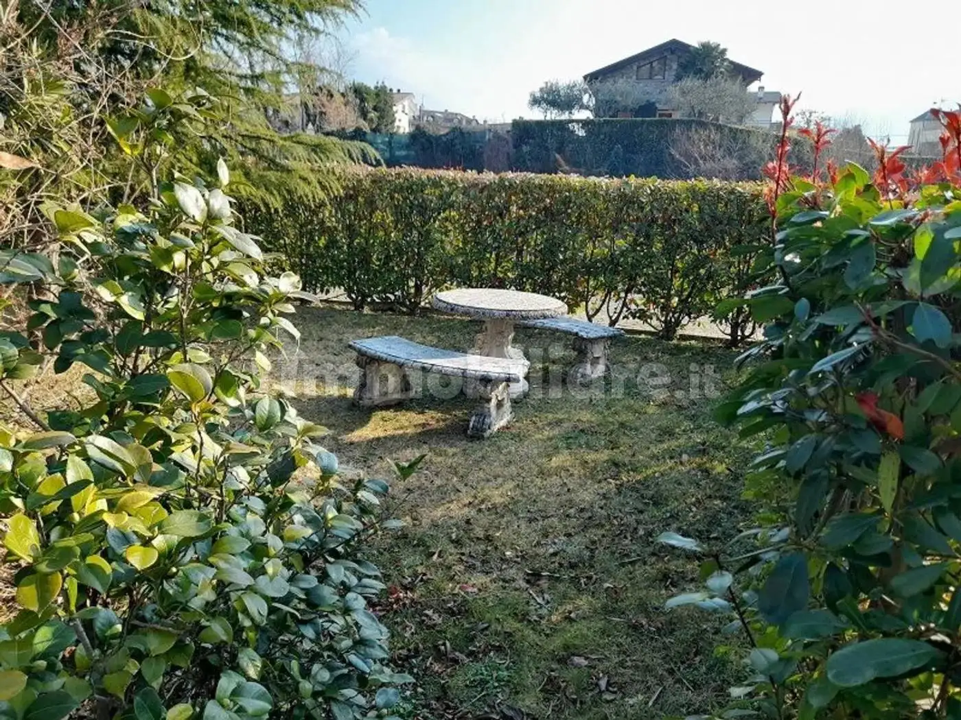 Appartamento in vendita a Domaso