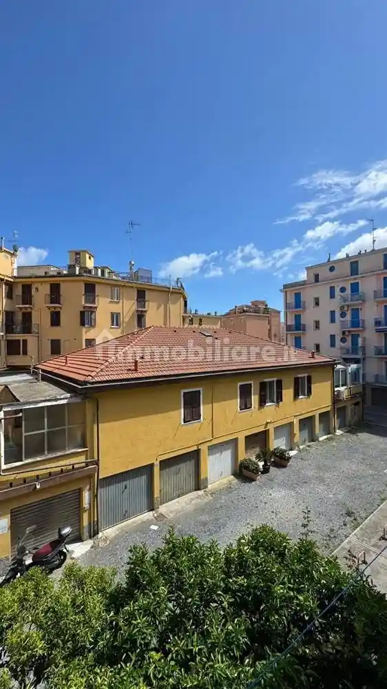 Appartamento in vendita a Alassio