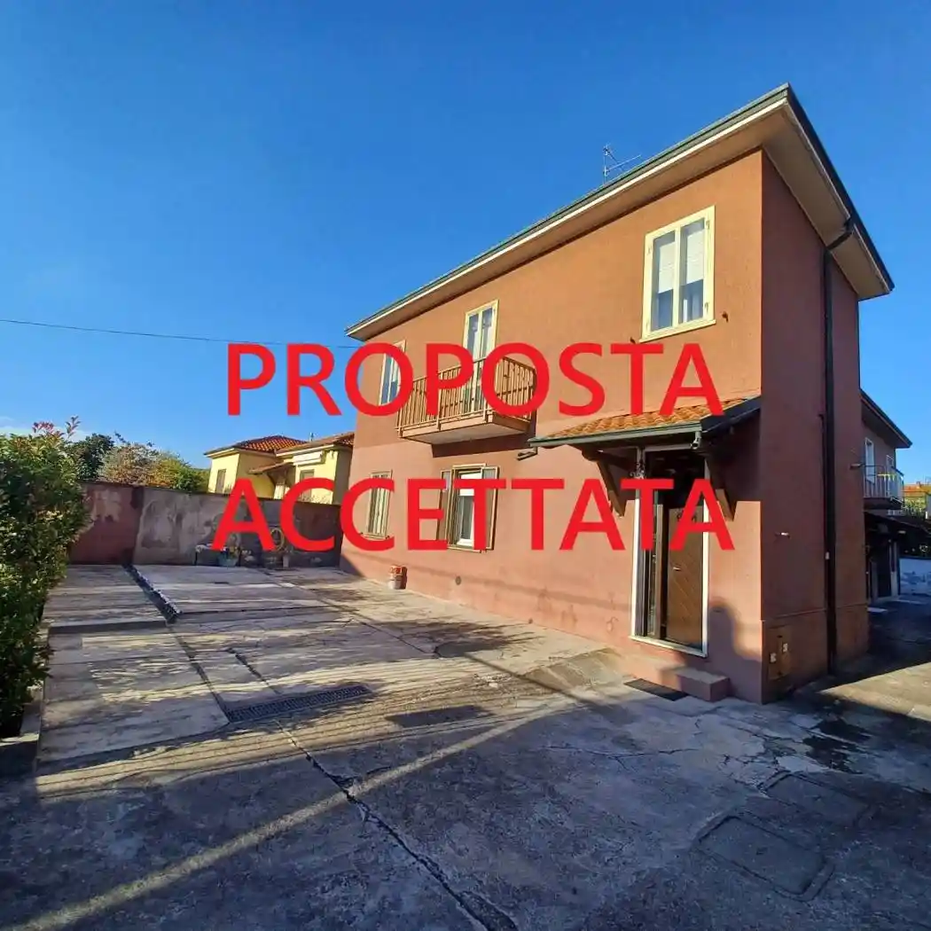 Villa in vendita a Inveruno