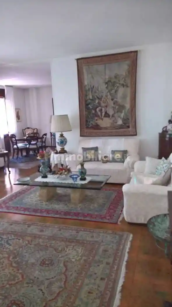 Appartamento in vendita a Bergamo