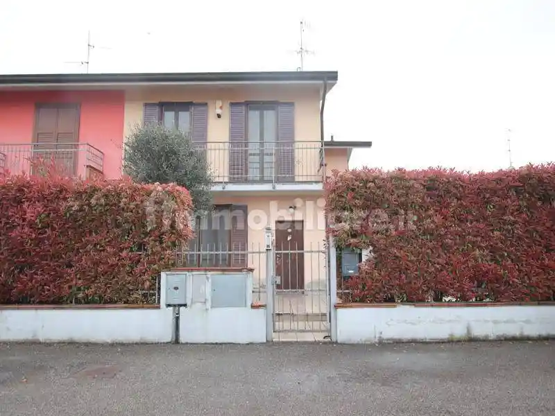 Villa in vendita a Massalengo