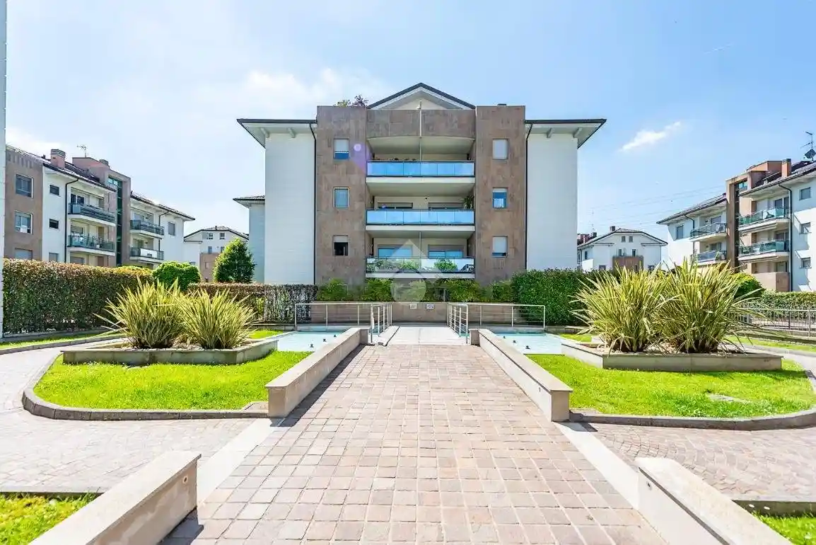 Appartamento in vendita a Arese