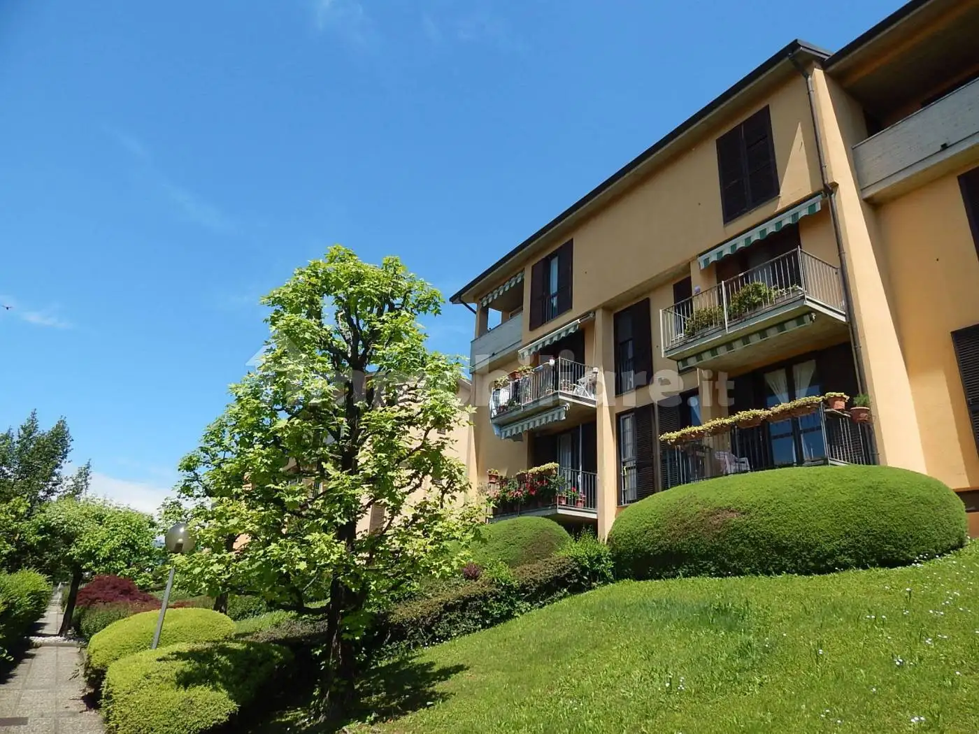 Quadrilocale via Galileo Galilei 11, Centro, Barzanò - foto 2