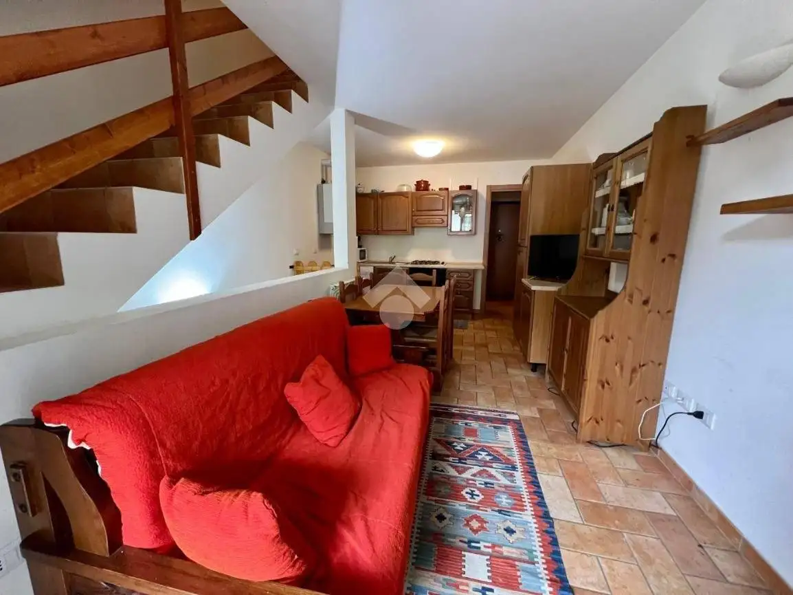 Villetta a schiera in vendita a Incudine