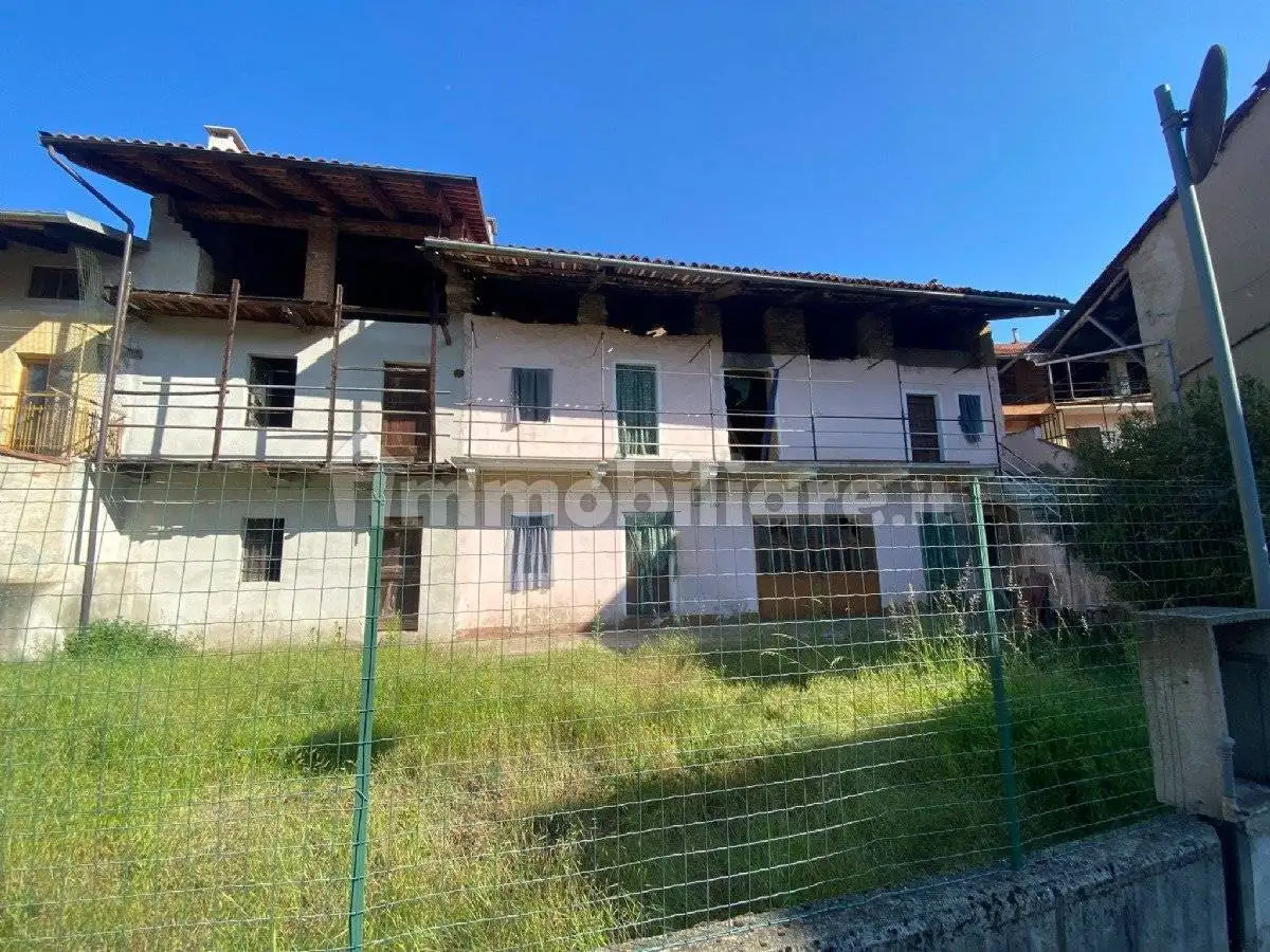 Casa indipendente in vendita a Cossano Canavese