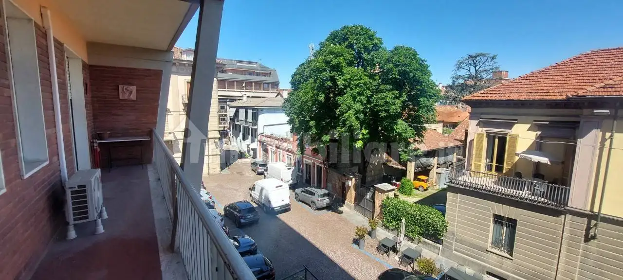 Appartamento in affitto a Alba