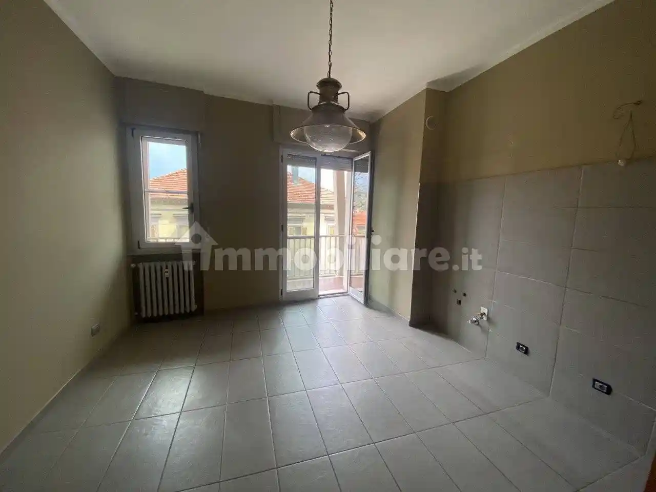 Quadrilocale via Vittorio Alfieri, Centro, Alba - foto 3