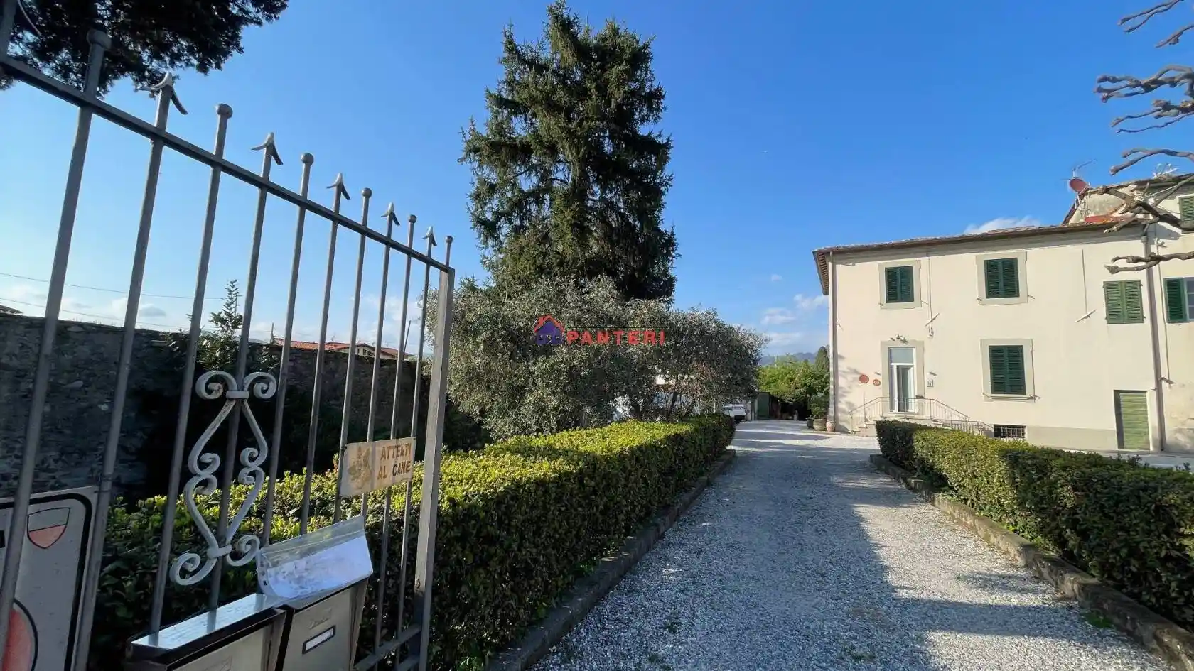 Casa indipendente in vendita a Lucca