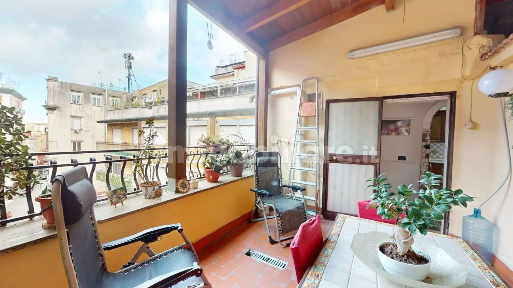 Appartamento in vendita a Napoli