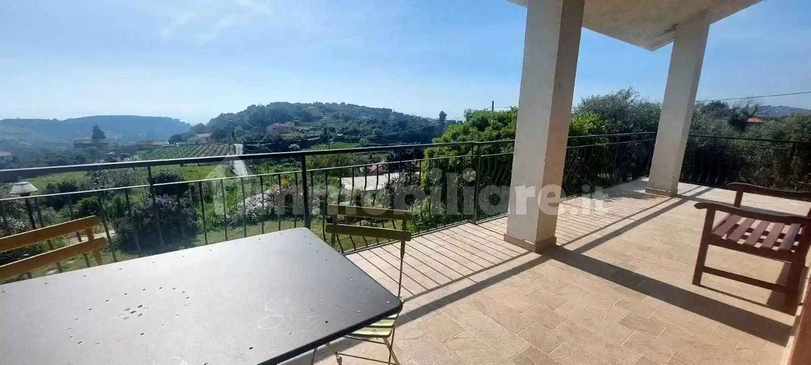 Villa in vendita a Imperia