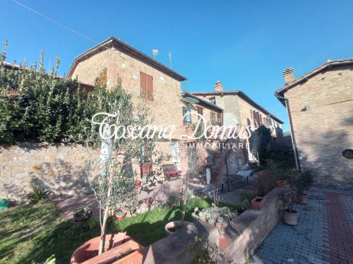 Casa indipendente in vendita a Siena
