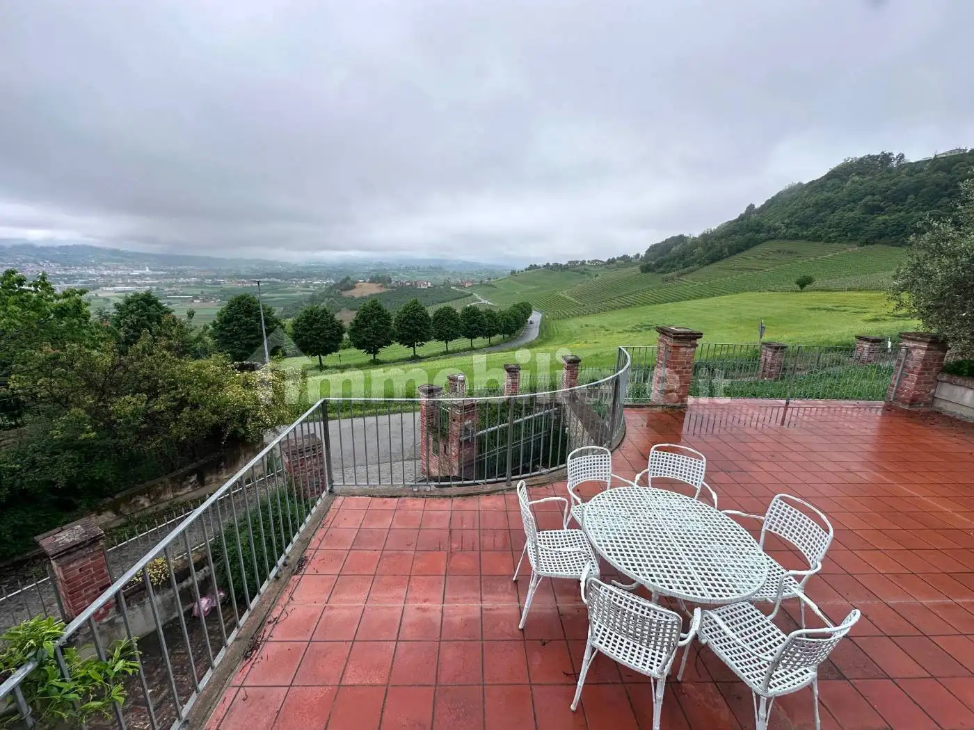 Rustico - Casale in vendita a Guarene