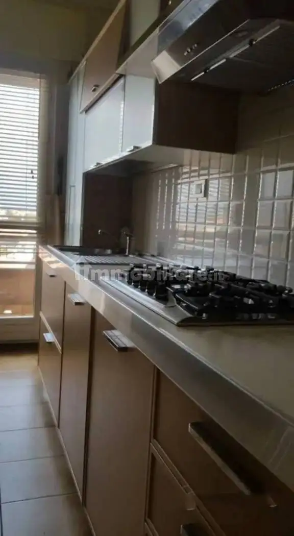 Appartamento via Vitt. Emanuele, Centro, Abbasanta - foto 2