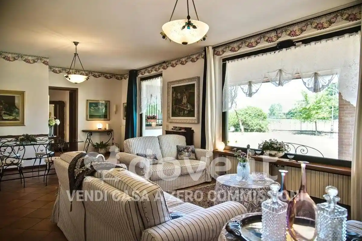 Villa unifamiliare Strada Valera di Sotto 62, San Pancrazio, Parma - foto 2