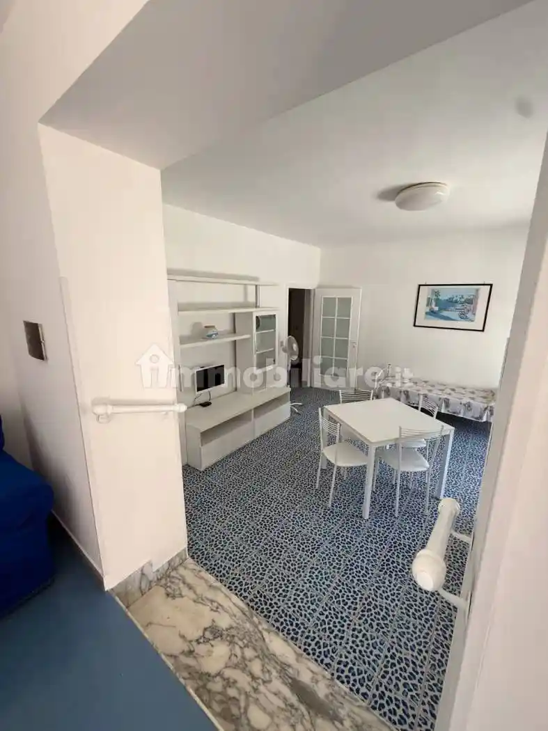 Appartamento in vendita a Sperlonga