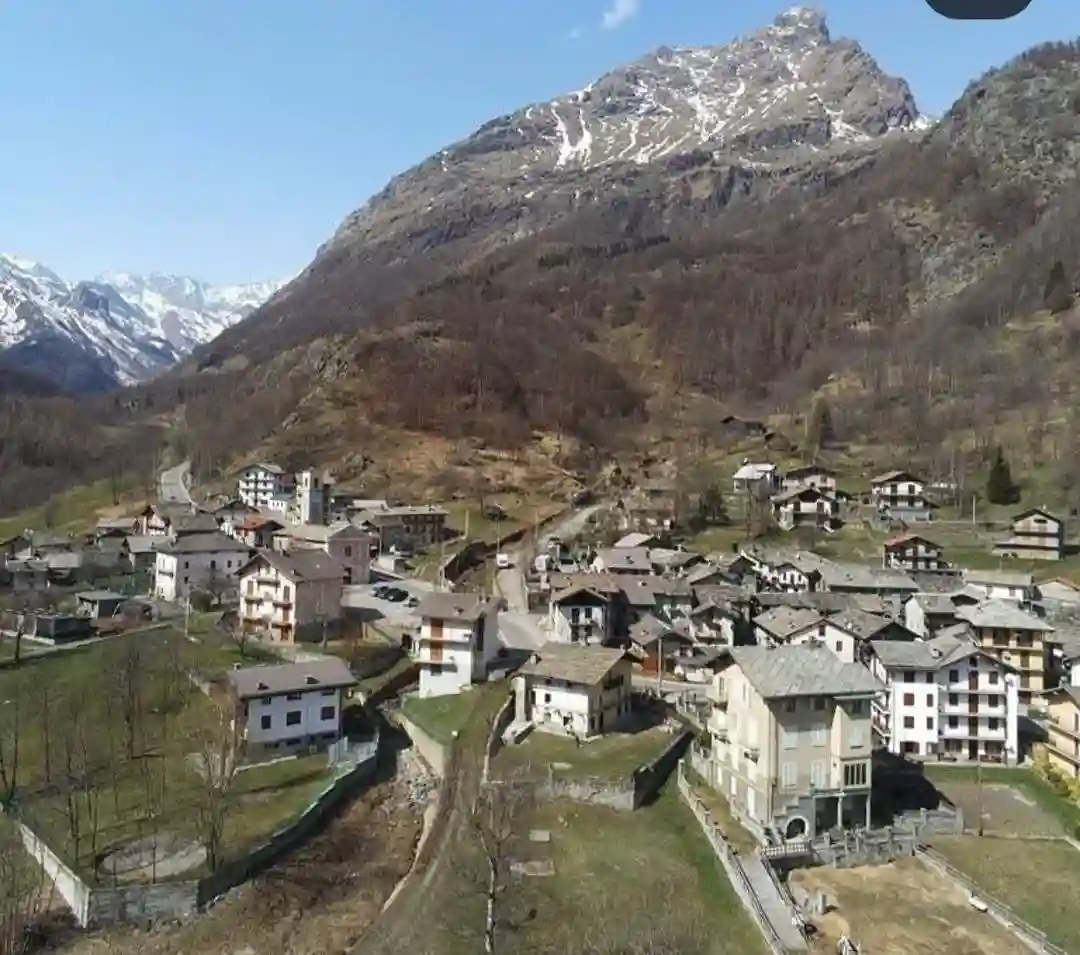 Villa bifamiliare frazione Mondrone 11, Mondrone, Ala di Stura - foto 4