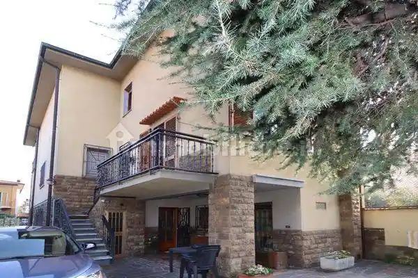 Villa in vendita a Sesto Fiorentino
