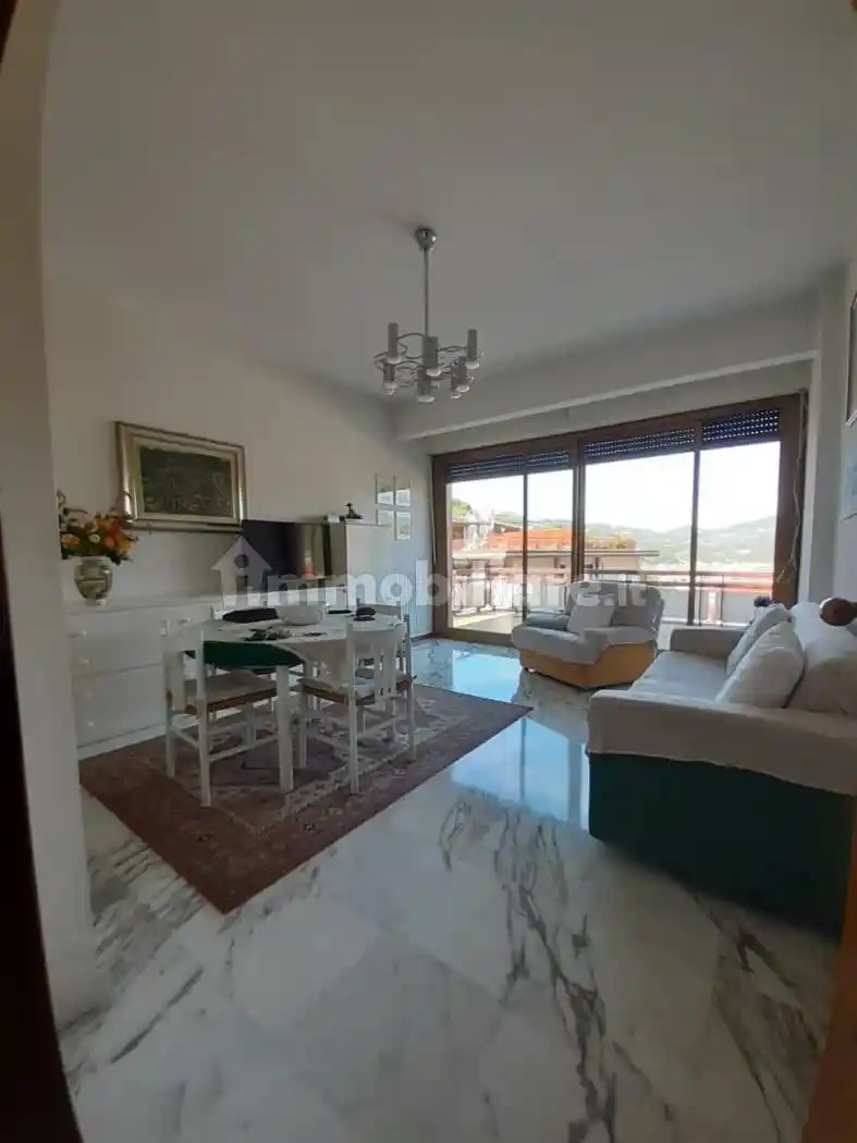 Appartamento in vendita a Rapallo