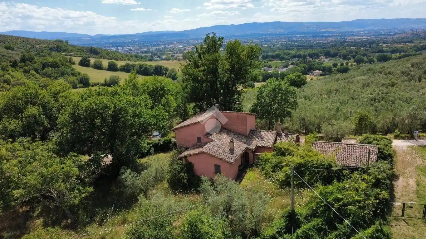 Rustico via Treggio, San Sebastiano, La Valle, San Giovanni Profiamma, Foligno - foto 3
