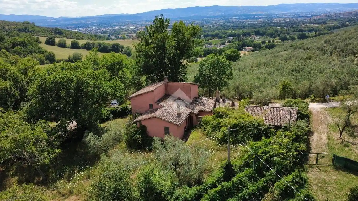 Rustico via Treggio, San Sebastiano, La Valle, San Giovanni Profiamma, Foligno - foto 4