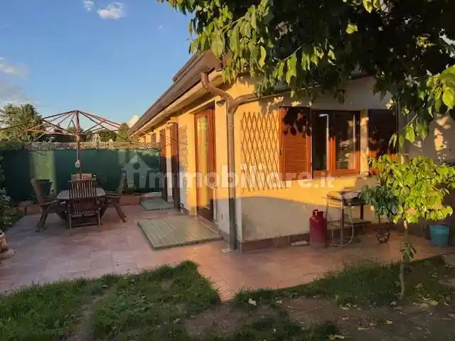 Appartamento in vendita a Robbiate