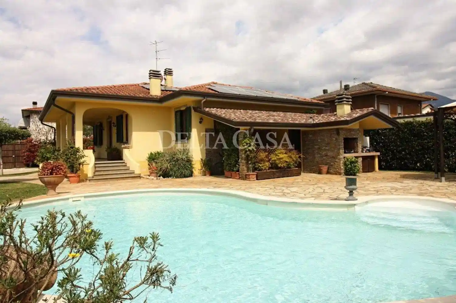 Villa in vendita a Camaiore