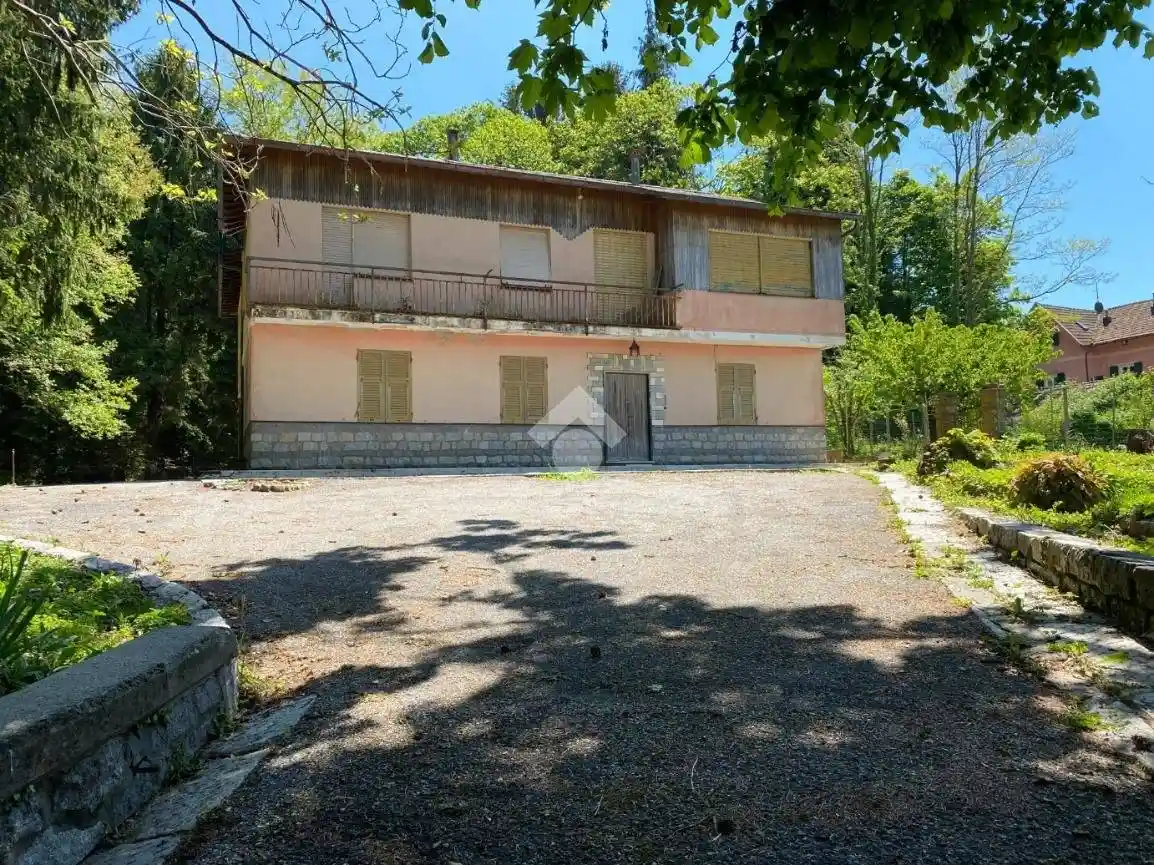 Villa in vendita a Montoggio