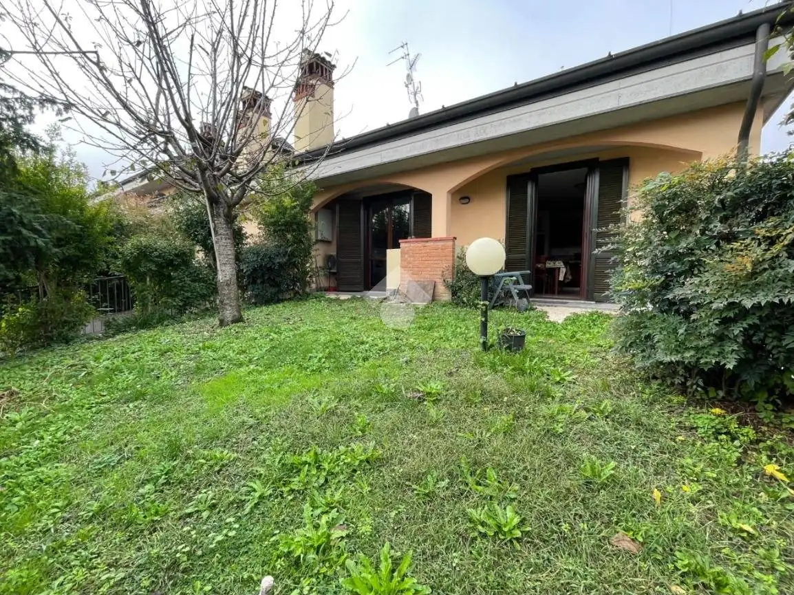 Villa a schiera via del Borgo 5, Centro, Bornasco - foto 2