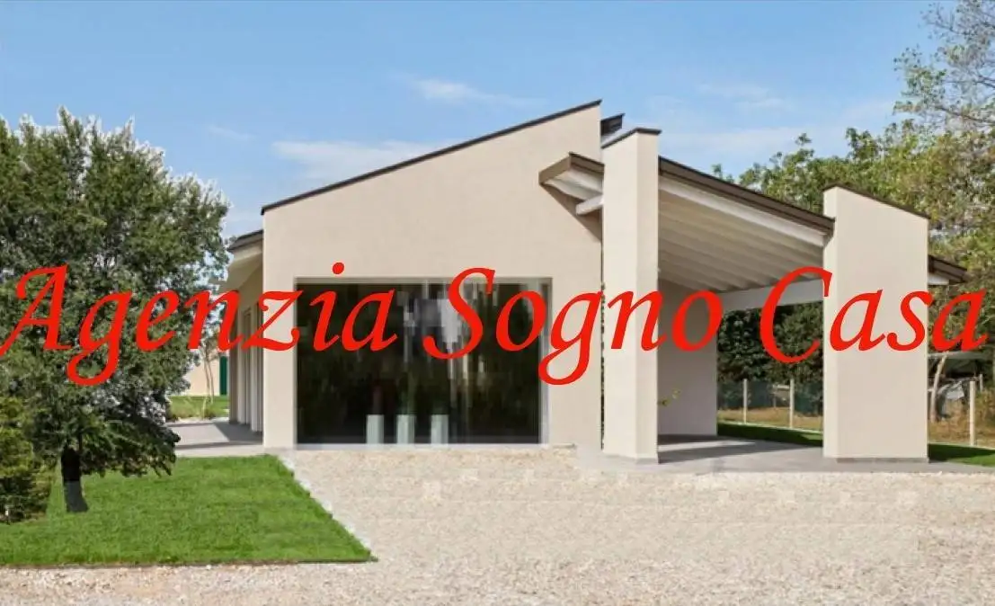 Villa in vendita a Forlì