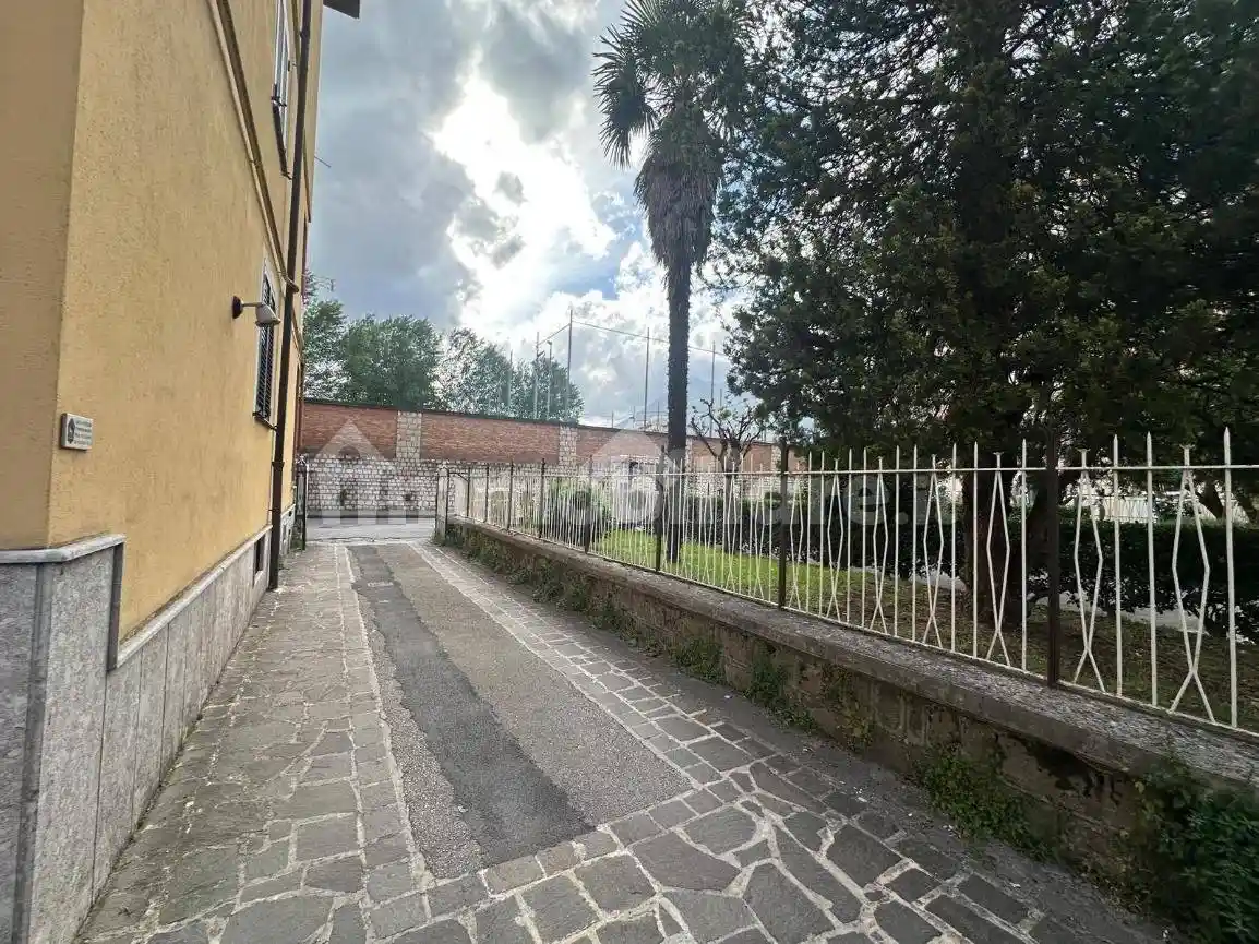 Appartamento via Tripoli 2, Emanuele II, C. Colombo, Morelli e Silvati, Avellino - foto 2