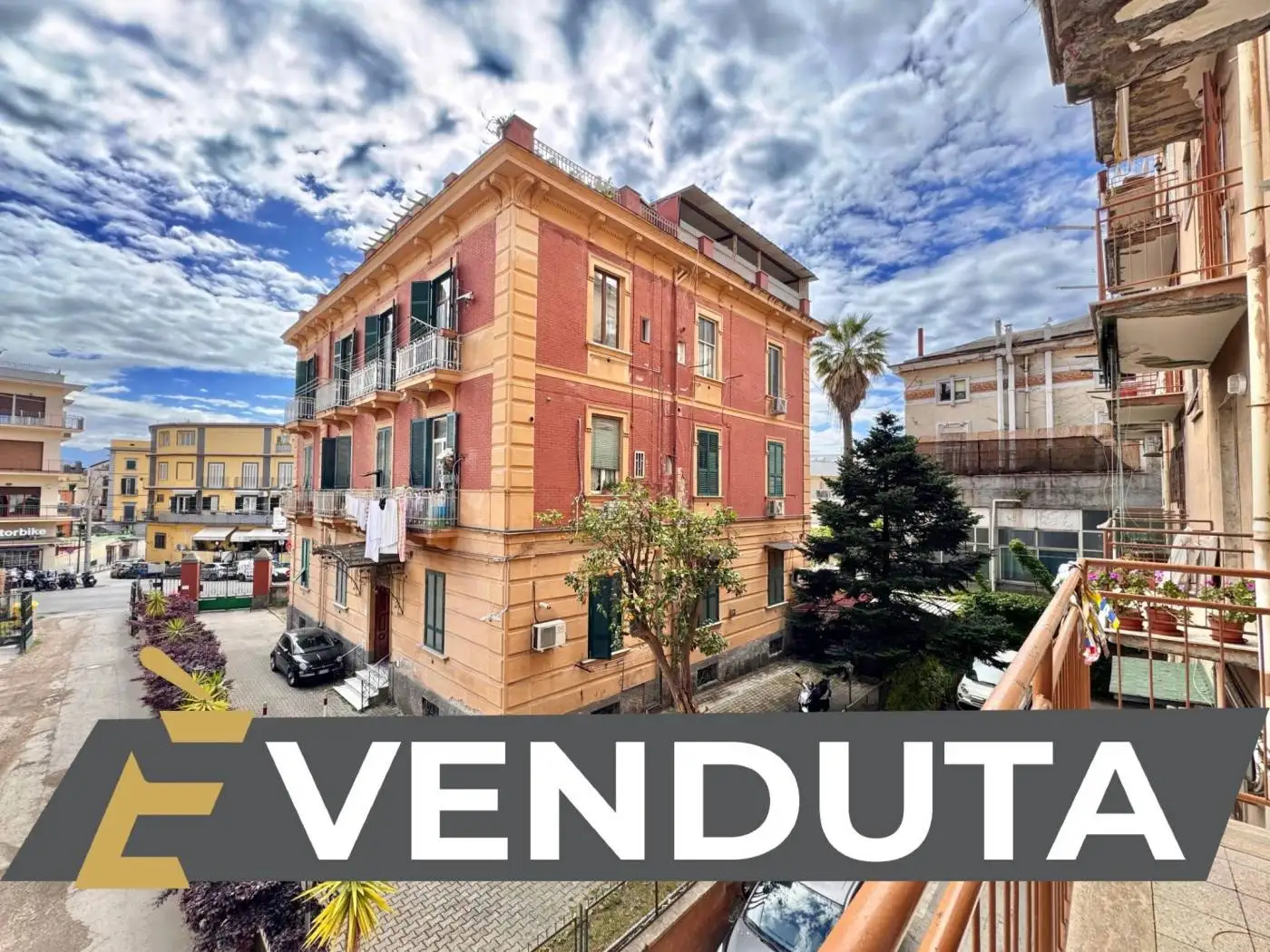 Appartamento in vendita a Napoli