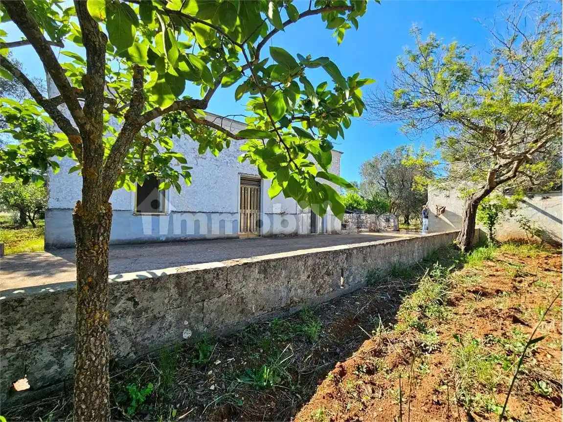 Rustico - Casale in vendita a San Vito dei Normanni