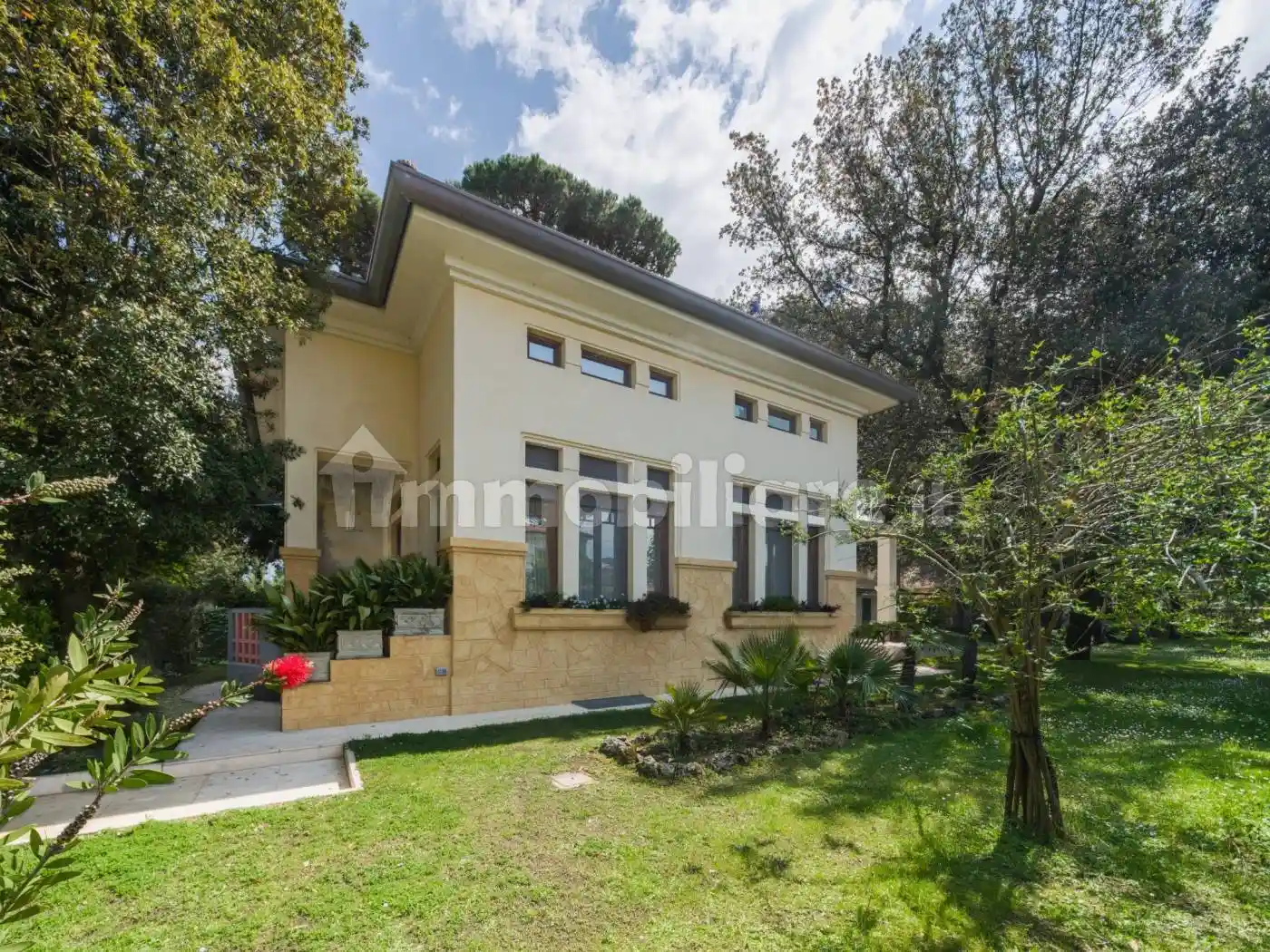 Villa in vendita a Camaiore
