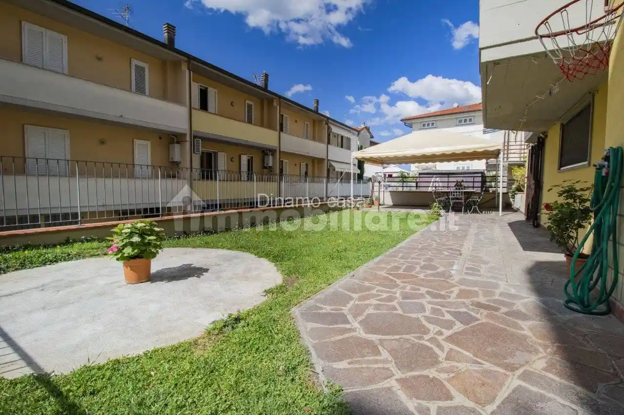 Villa in vendita a Montale