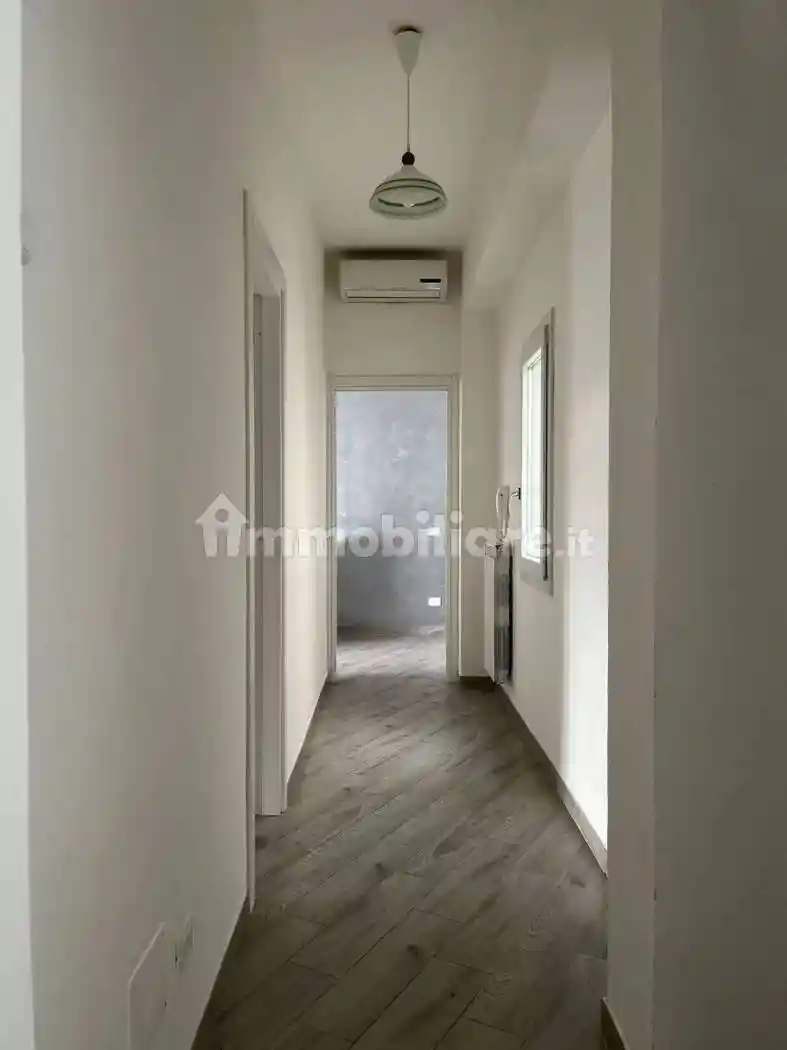 Trilocale via Del Porto San C., Centro, Terracina - foto 4