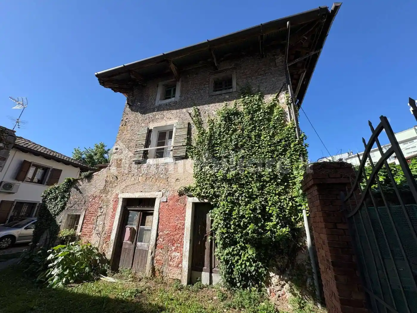 Palazzo - Edificio in vendita a Udine