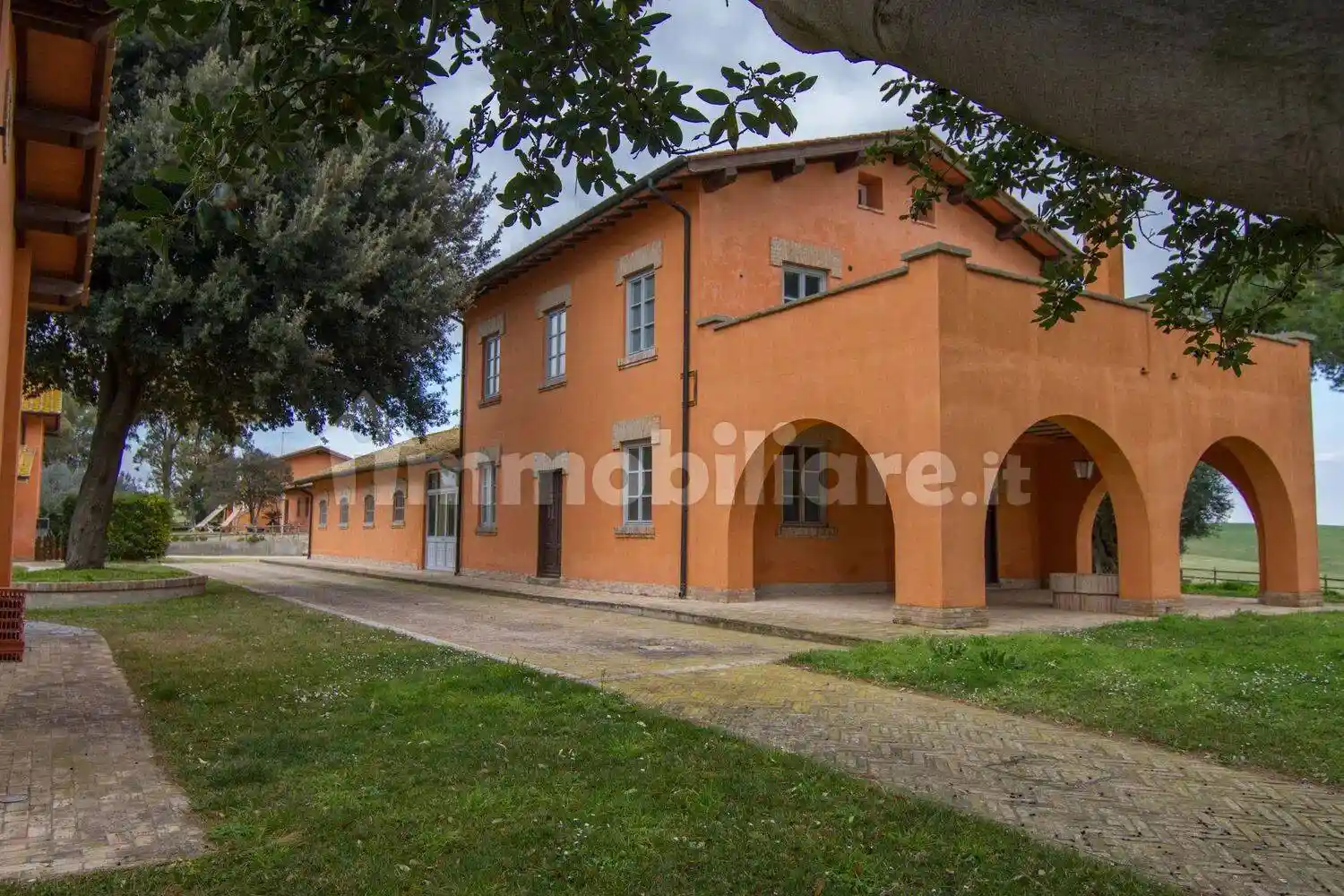 Rustico - Casale in vendita a Fiumicino