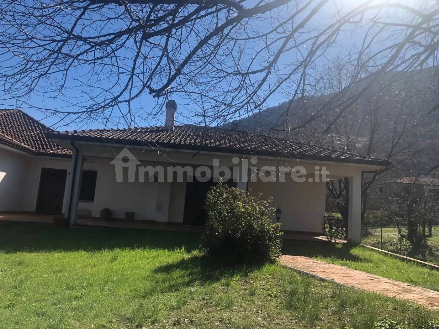 Villa in vendita a Supino