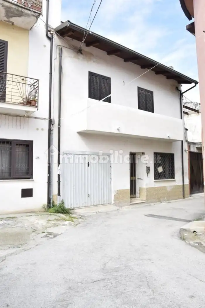 Appartamento in vendita a Cellole