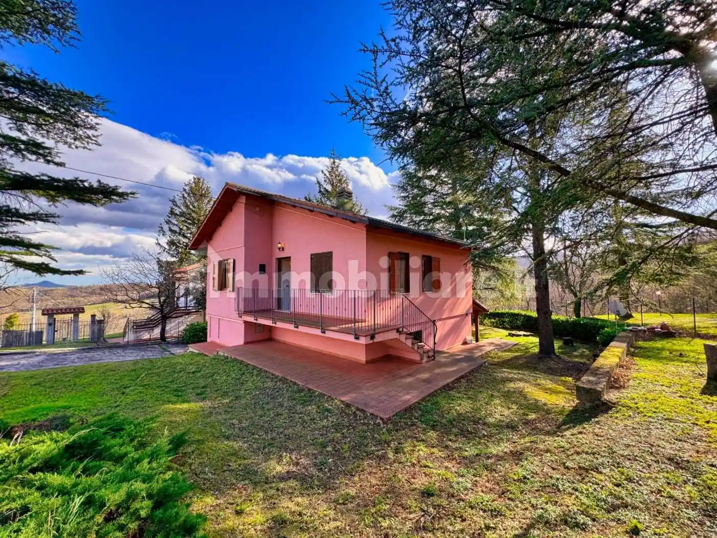 Villa in vendita a Sarnano