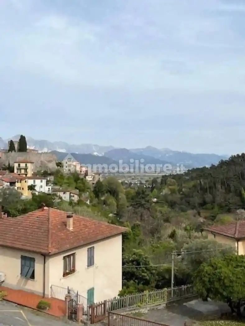 Villa in vendita a Ameglia