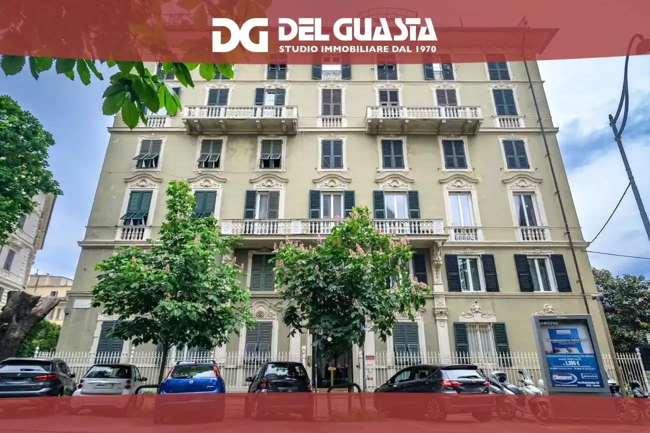 Appartamento in vendita a Genova