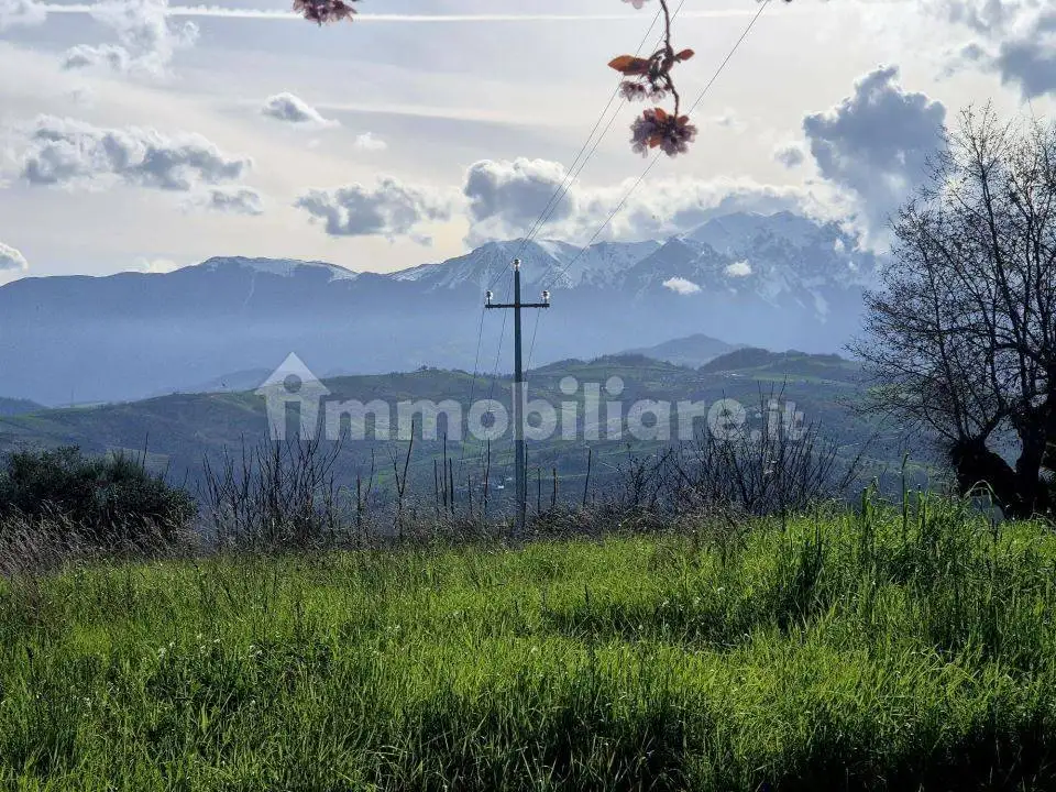 Villa in vendita a Castilenti