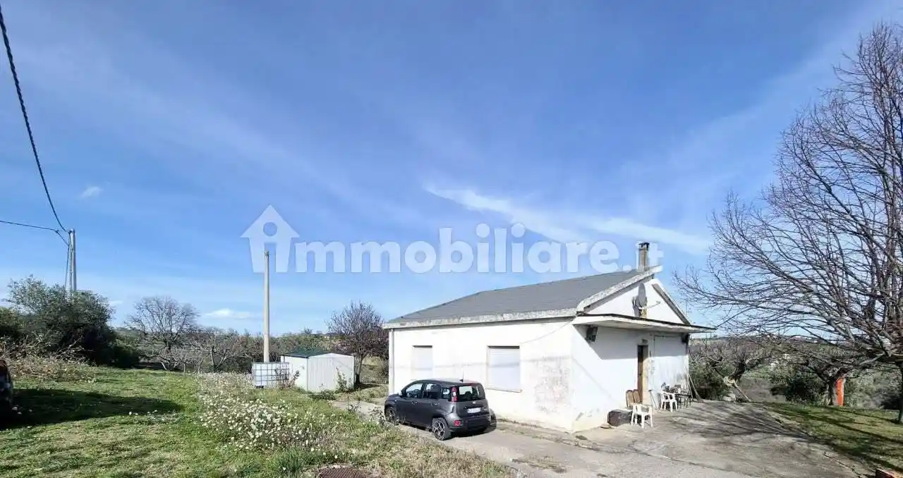 Villa unifamiliare Contrada San Pietro, Centro, Castilenti - foto 5